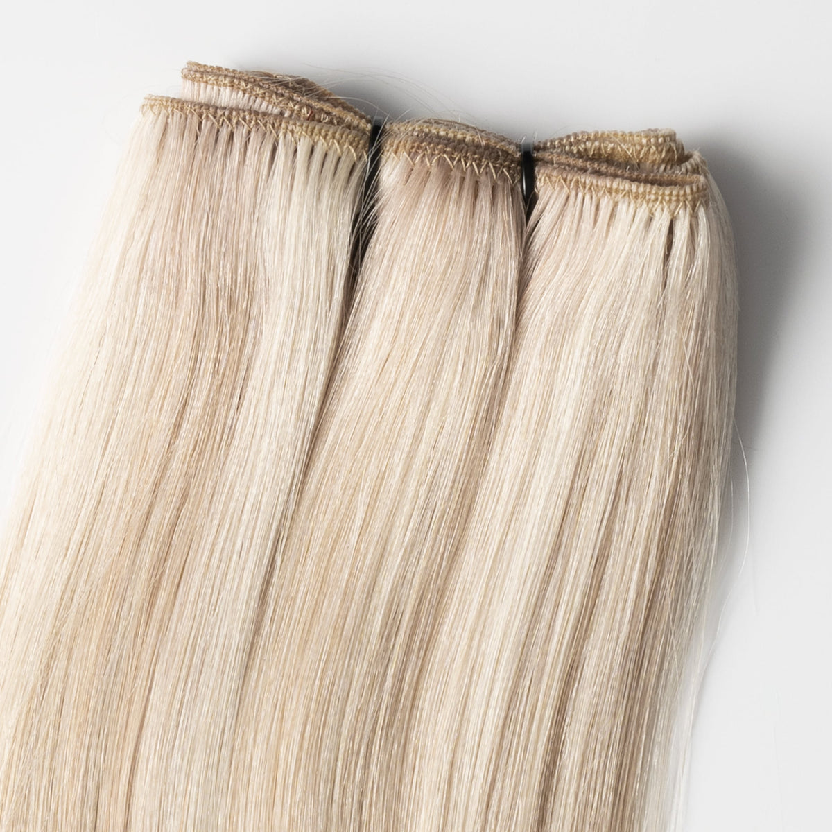 Weft extensions - Light Beige Blonde Mix 16B/60B